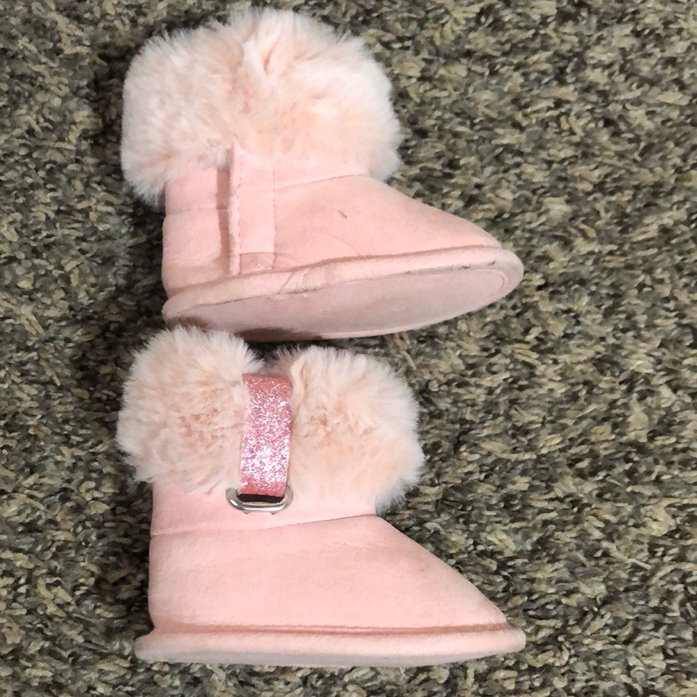 Baby Shoes - Picture 5 of 5